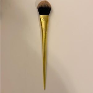 Kat von D #25 brush *Gold Limited Edition*